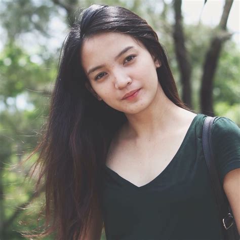 Trisha Carbonell Aceret .